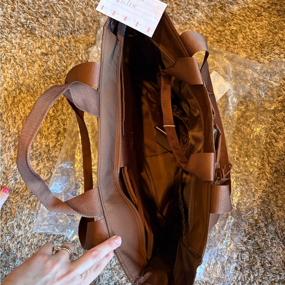 Beis Sport Carryall in Maple - Picture 3 of 3